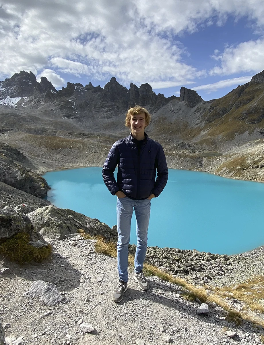Ruben Cardell in front of a lake